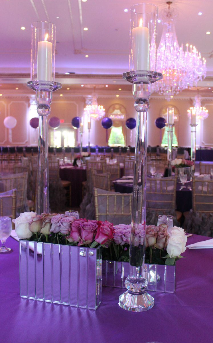 MiChicascater's tweet photo. Flowers by Quixotic Events #batmitzvah #barmitzvah #oldtappanmanor #party #purpleparty #birthdayparty #eventplanner Eli Robinson Photography https://t.co/57Je0t08oH