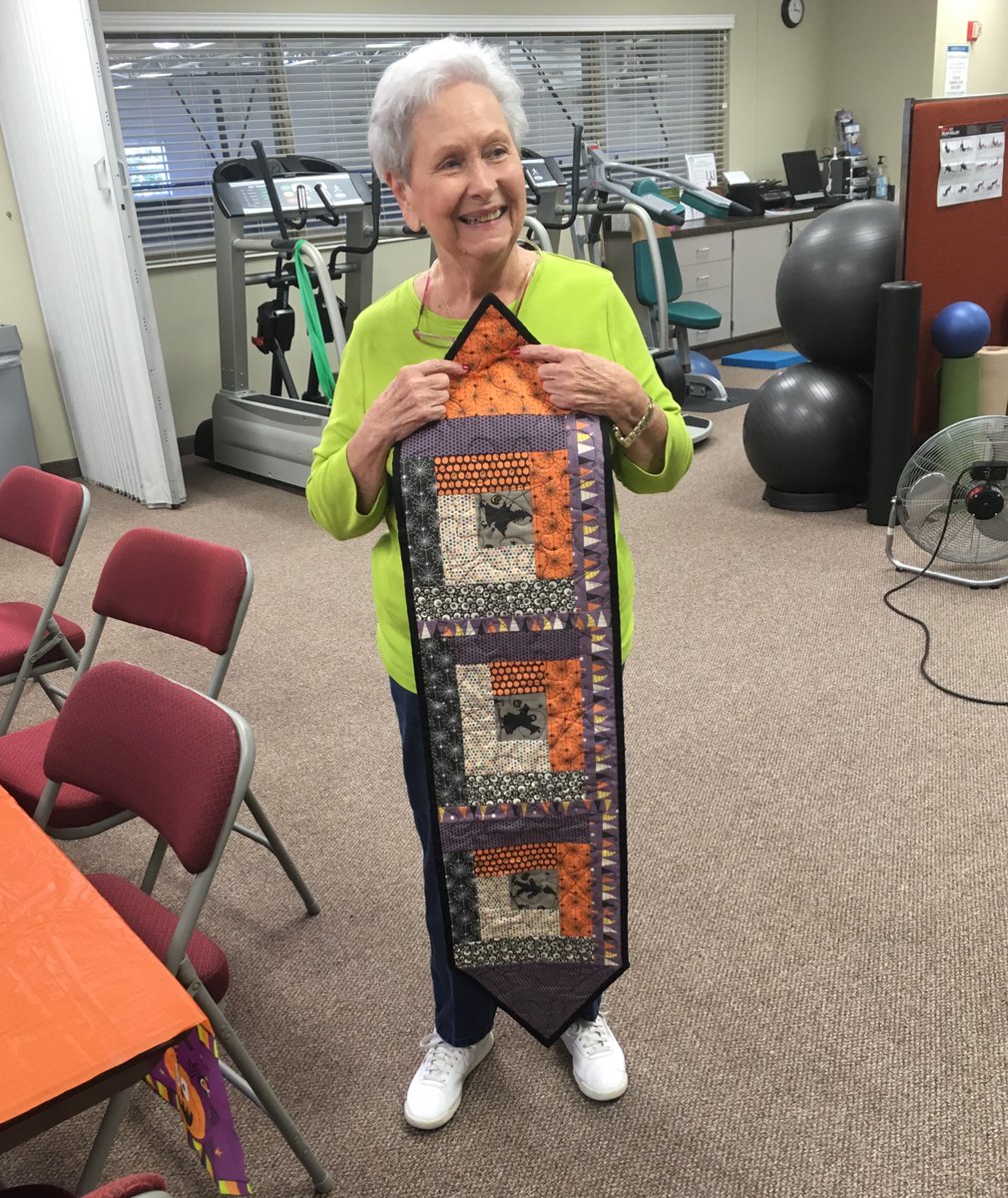 KourageHealth's tweet photo. Aaaannd here's the lucky winner, Ms. Dorothy! Thanks for supporting #FitSTEPSforLife! (Your tabletop decor will be smashing this year!) https://t.co/7WB1y6y75W