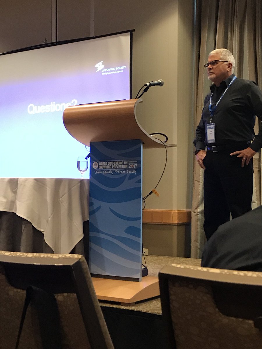 CDawmoney's tweet photo. Michael Shane wants to remind all lifeguards that they CAN swim-so when in doubt get in the water and get struggling swimmers! 🏊🏽 #WCDP2017 https://t.co/4lKSQCymck