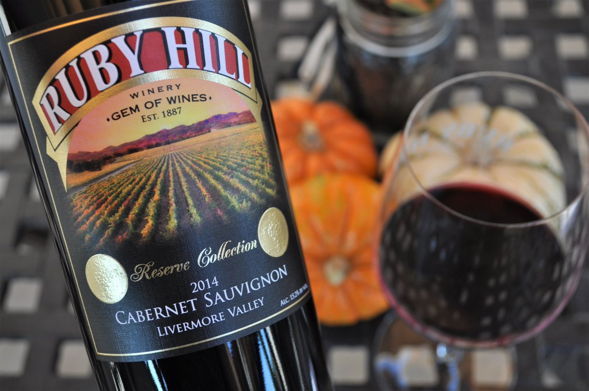 rubyhillwines's tweet photo. Our new vintage release, just in time for Thanksgiving! π¦
#2014 #cabernetsauvignon #rubyhillwinery https://t.co/DdT3exGSnw