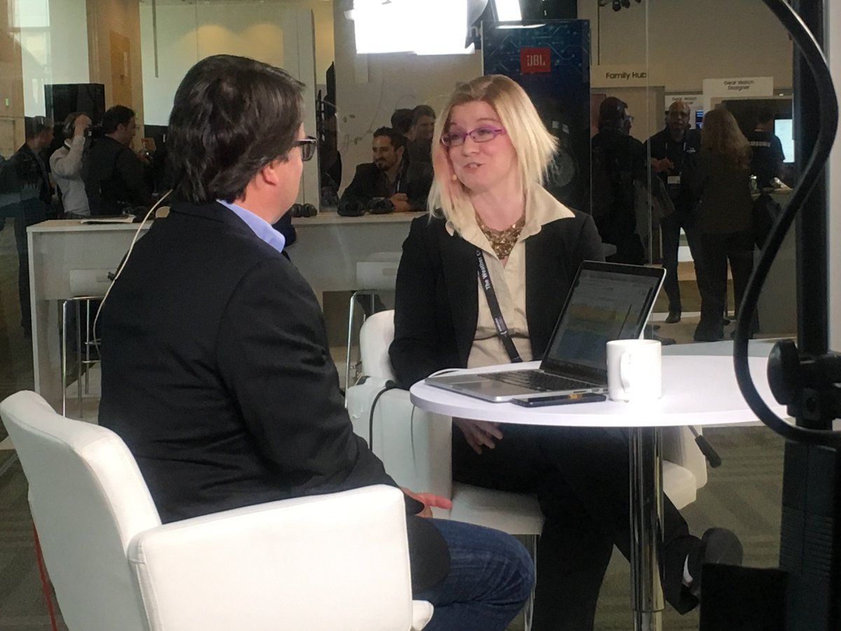 teamanycontext's tweet photo. “Let’s just say I know people who’ve bought castles with Bitcoin” says @acoolong, who got into BTC market early too. W/@furrier at #SDC2017 https://t.co/ykYivYQLTz
