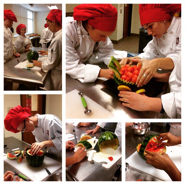 AHSculinary's tweet photo. Watermelon art #gardemanger #culinaryartsII https://t.co/lDe1sTokXH https://t.co/gt1jf1AOMj