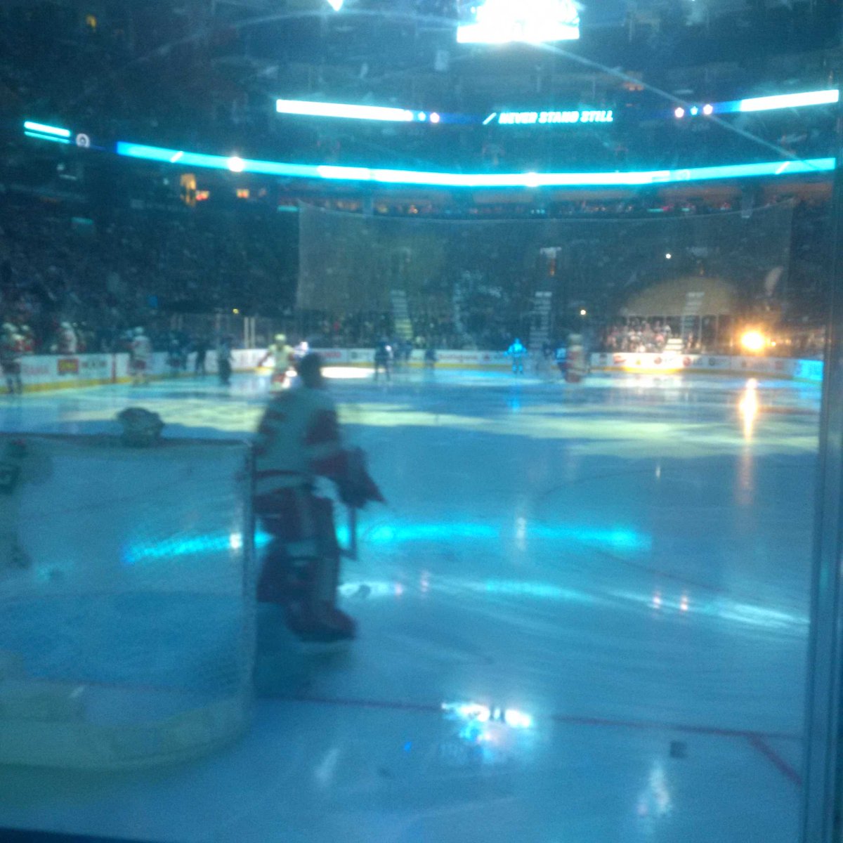 hockeytoronto's tweet photo. Leafs vs Wings. #damnclose. #leafs #tmltalk https://t.co/z9HJxYePPW