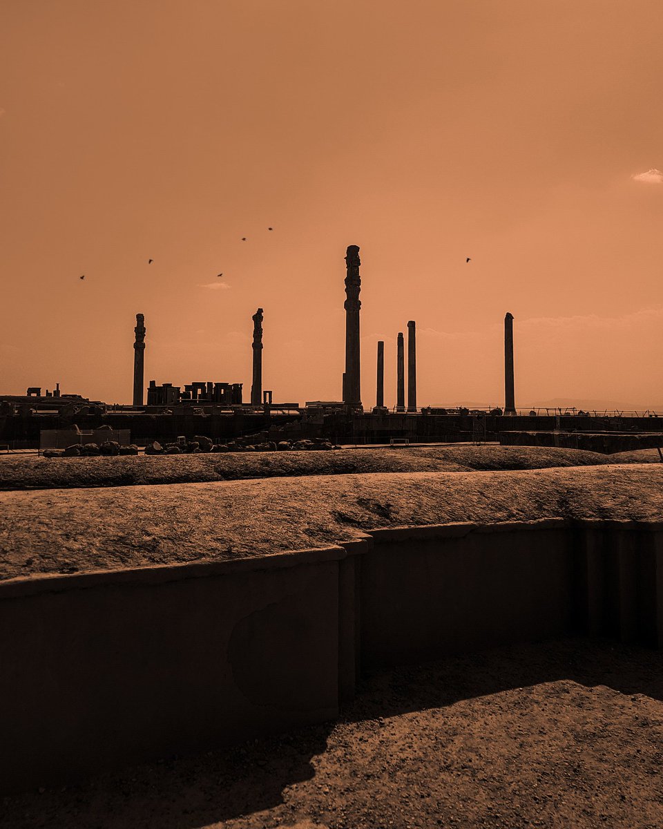 peymankarimihq's tweet photo. Persepolis 📷
#photography #perespolis https://t.co/iXOEbysGK8