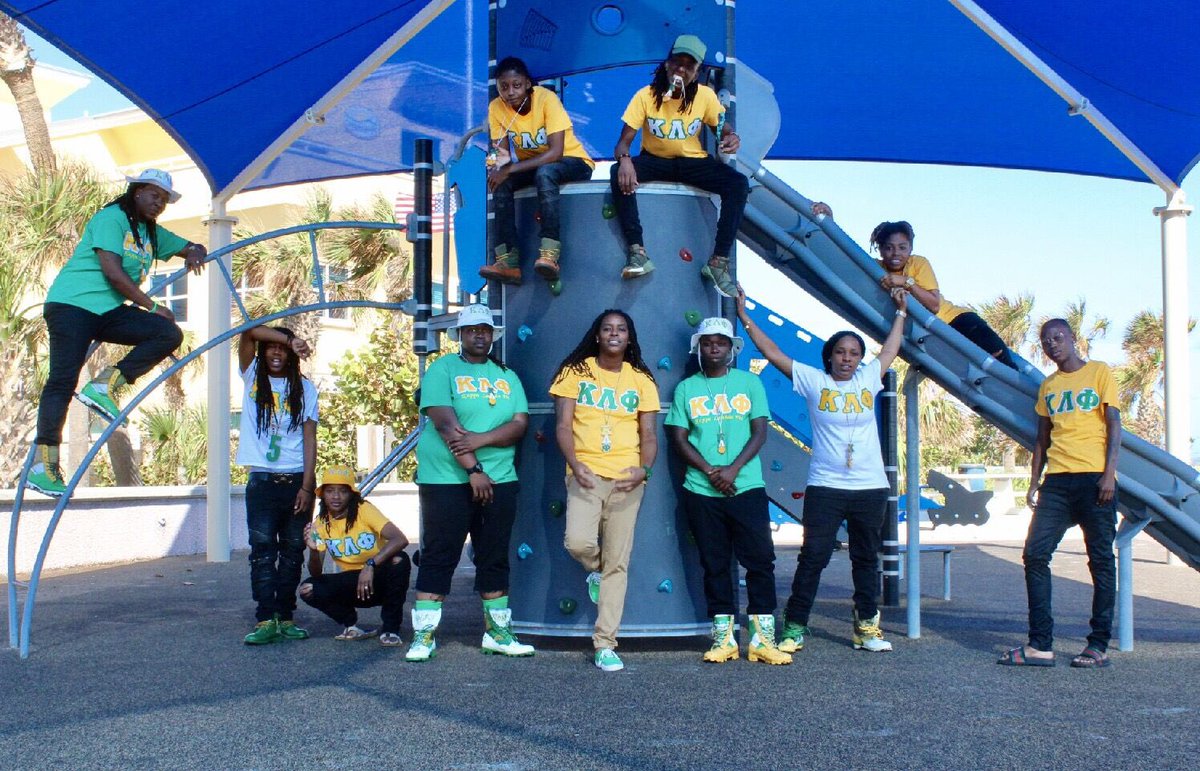 _topdawgace's tweet photo. A bond between kingz can never be broken ๐#sneekpeak #kphi #lgbtgreek royalty ๐๐๐ https://t.co/nJfbJGrZPX