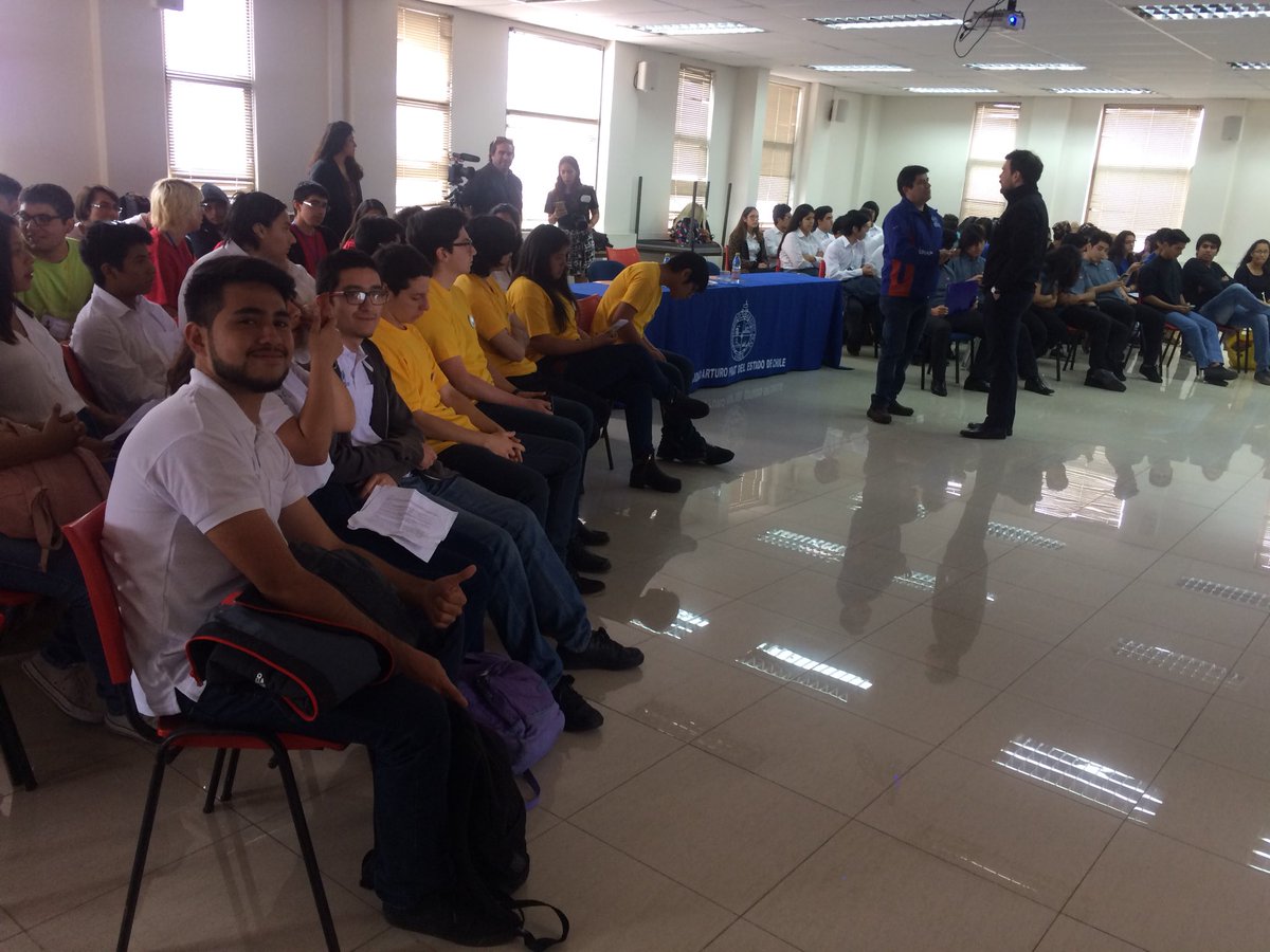 Rodrigom2a's tweet image. proyectos Ing en formación FiaUnap, de palabras a la acción, jóvenes de #Tarapaca  incorporan #EconomíaCircular @petarostojic @ciecircular