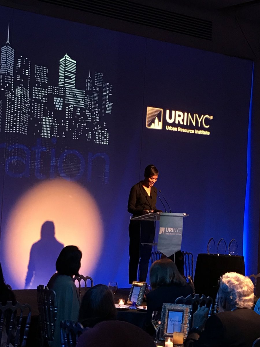 URI_NYC's tweet photo. Our Host for tonight @Jerickaduncan! Thank you for coming tonight and supporting #URINYC. #CBS #JOURNALIST https://t.co/sogqXtUotN