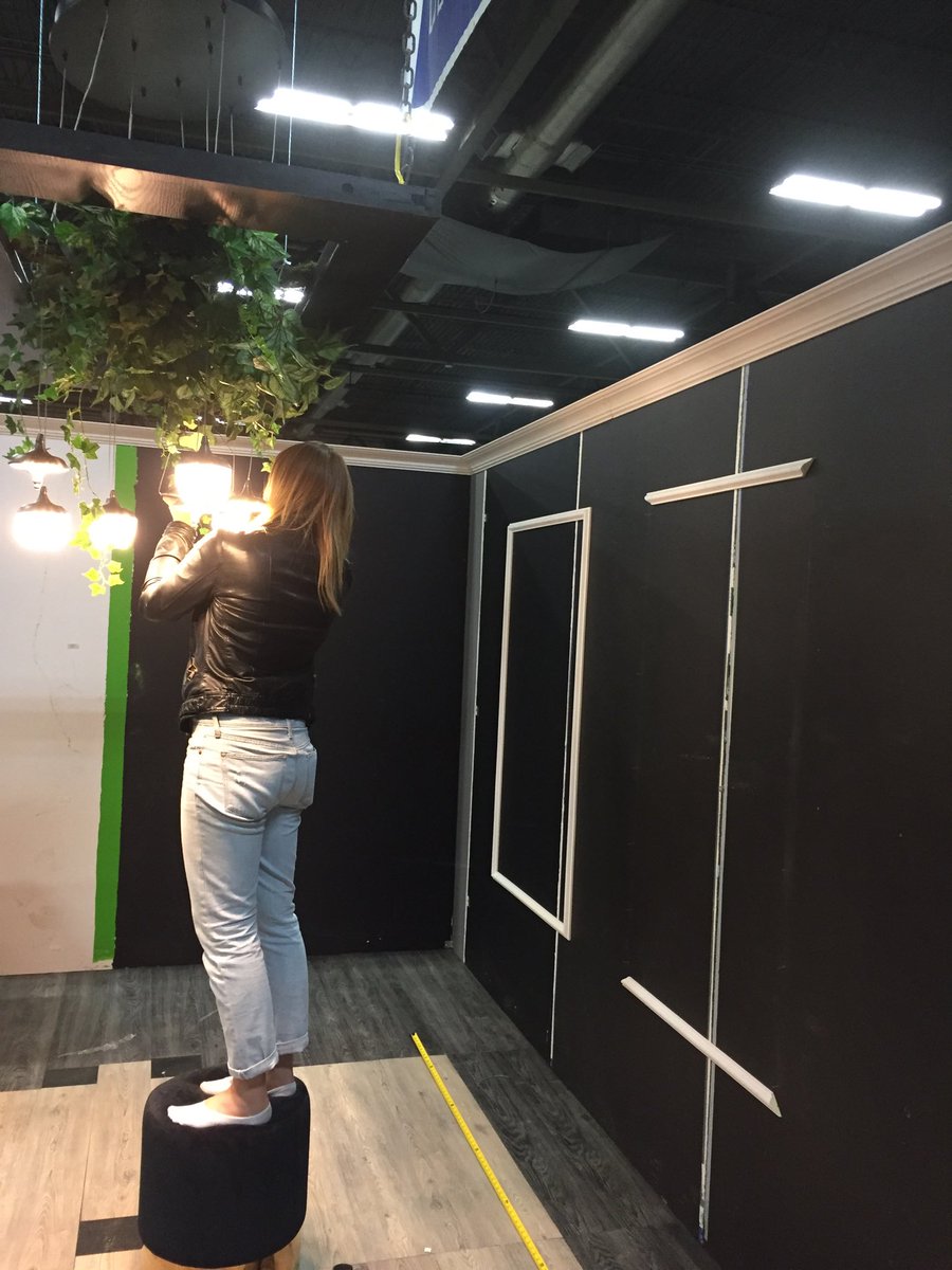 JostarInteriors's tweet photo. Sneak peek-getting ready for #fallhomeshow #yeg #designthroughtime #askadesigner https://t.co/mh7rntTAqI
