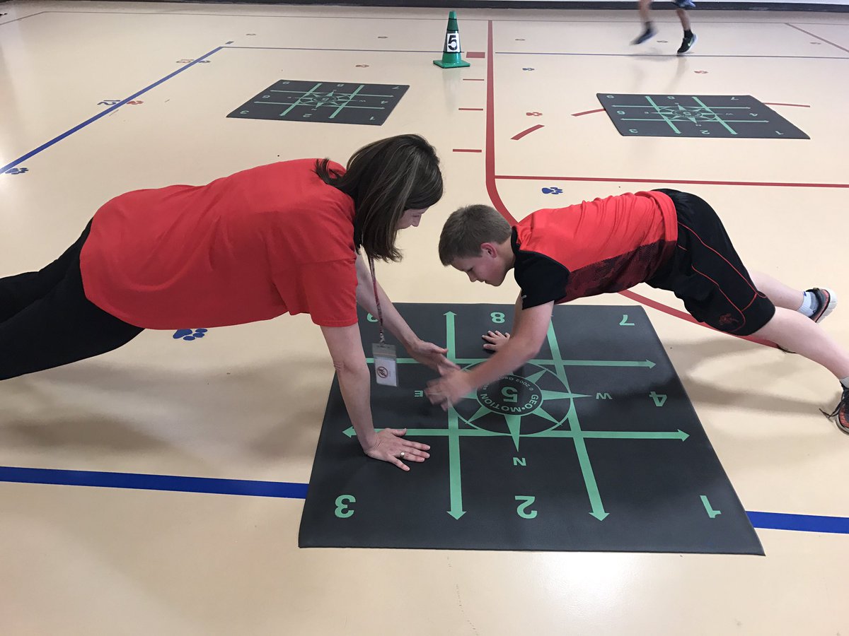 MLBennett2823's tweet photo. @KappyEdwards enjoying some fitness in the gym today during #midwaymoves! #cupswerethereststation #partnerpushups @SVEmisd https://t.co/aG4uUbzynB