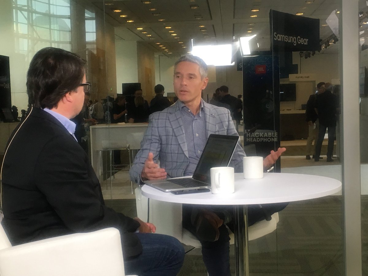 teamanycontext's tweet photo. Cool hearing @dvenuto talk about how @weatherchannel integrates IOT data into its weather services. With @furrier on @theCUBE at #SDC2017. https://t.co/pzqPzbqC24