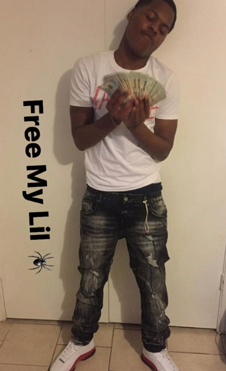 DeeHunn1t's tweet photo. Free Bro Da Fasst Way !!! 🐍
#FREEJAYCASH https://t.co/JBnpAraZYU
