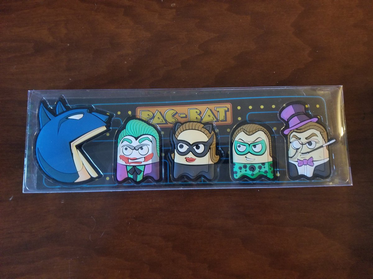 NerdsThatZeke's tweet photo. @TheGeekFuel First off, I had no idea I wanted #PacMan #Batman magnets. Turns out I did! 😀
#PacBat #Joker #Catwoman #Riddler #Penguin #DCComics https://t.co/OMSH12klTd