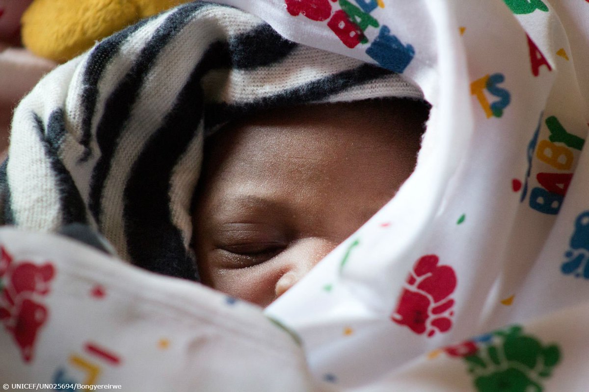 UNICEF's tweet photo. 7,000 newborns die every day, despite steady decrease in under-5 mortality. 
New UN report → https://t.co/oaIPYZn7WX https://t.co/t4WKy4TFfP
