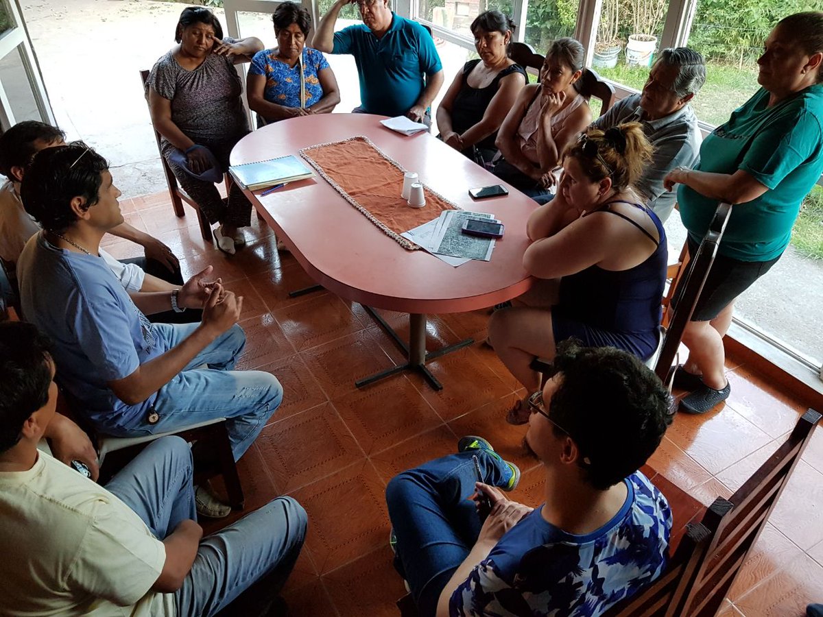 AguasdelNorteok's tweet photo. Representantes de la empresa se reunieron con referentes de Villa El Sol para informar proyecto de obra de agua para abastecer la zona. https://t.co/RtRziuSNFp