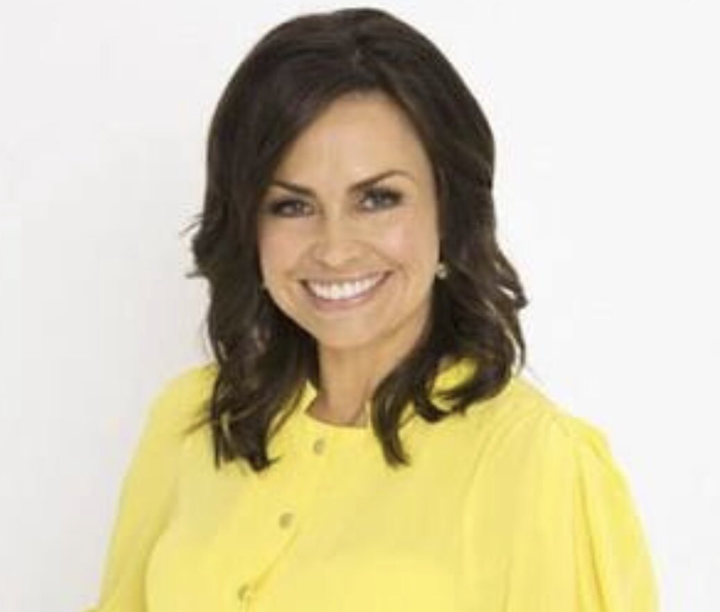 righttime2speak's tweet photo. Equal pay.As an entrepreneur I ran a business with my husband that was never a question. Yes @lisa_wilkinson. #lisawilkinson #mutualrespect https://t.co/tXucEHHjEQ