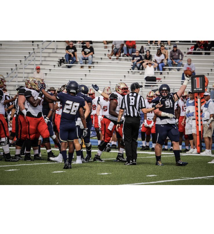 _DeronJr's tweet photo. went from the ground to my prime now im on the rise ! 🦅 https://t.co/Td7WzsR3Gn