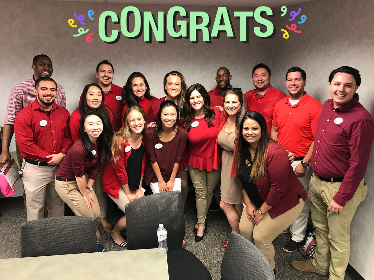 Graduation day for our newest D217 🎯ROCKSTARS👩🏼‍🎤Congratulations! #proud #LovewhatyoudoinG292 #talent