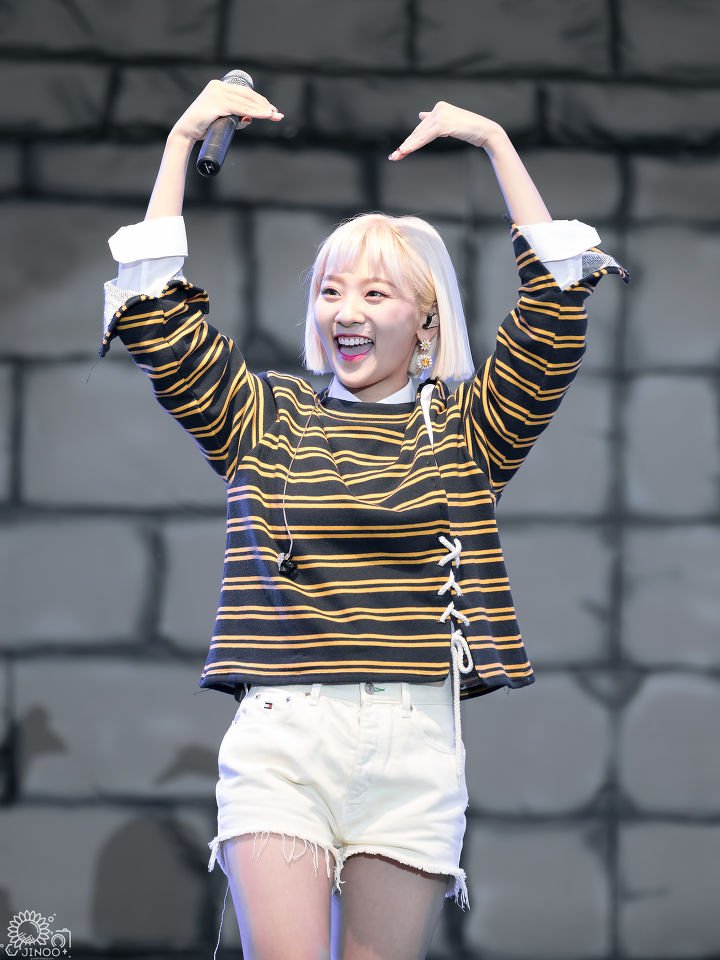ahn jiyoung archive on twitter pic 171015 cultural festival jinoo ahn jiyoung archive on twitter pic 171015 cultural festival jinoo