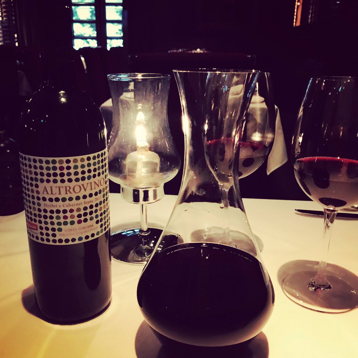 WineBlock's tweet photo. We loved this 2017 Altrovino Merlot - Cab Franc. Smooth, well balanced &amp; elegant. 
#altrovino #merlotcabernetfranc #winewednesday #wineblock https://t.co/IVBloDyIdN