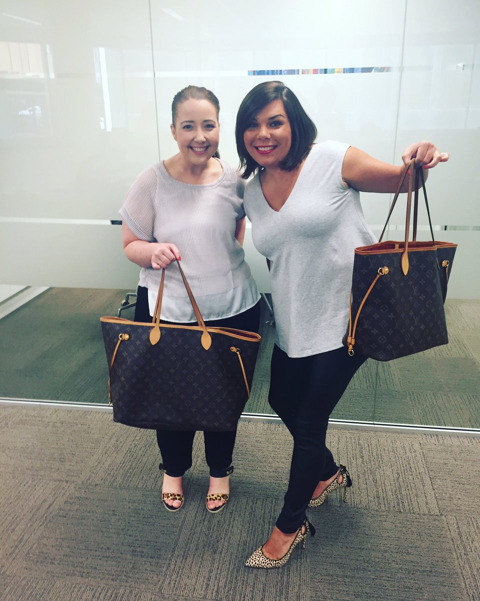temp_talent's tweet photo. Who wore it better? 😂
#matching #louisvuitton #whoworeitbetter #tempteam #temptalent #tempagency #sydney https://t.co/oJhNHRh6Ku