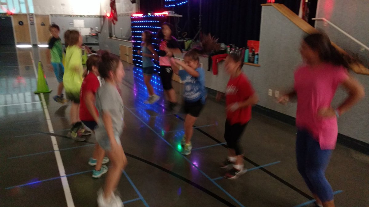 Reidt_on's tweet photo. Our final Sami Circuit workout! Kids enjoyed exercising and helping clean up! 43/180 #SamiCircuit #WorkoutWednesday #RCSDChampions https://t.co/4ITB6AeSJB