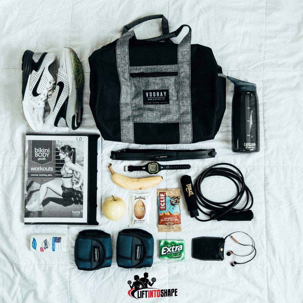 LiftIntoShape's tweet photo. What's in your gym bag? let us know what your gym essentials are below! #workout #workouts #gym #fitfam #fitlife #fit #fitness #bodypositive https://t.co/RbrvBJivkr