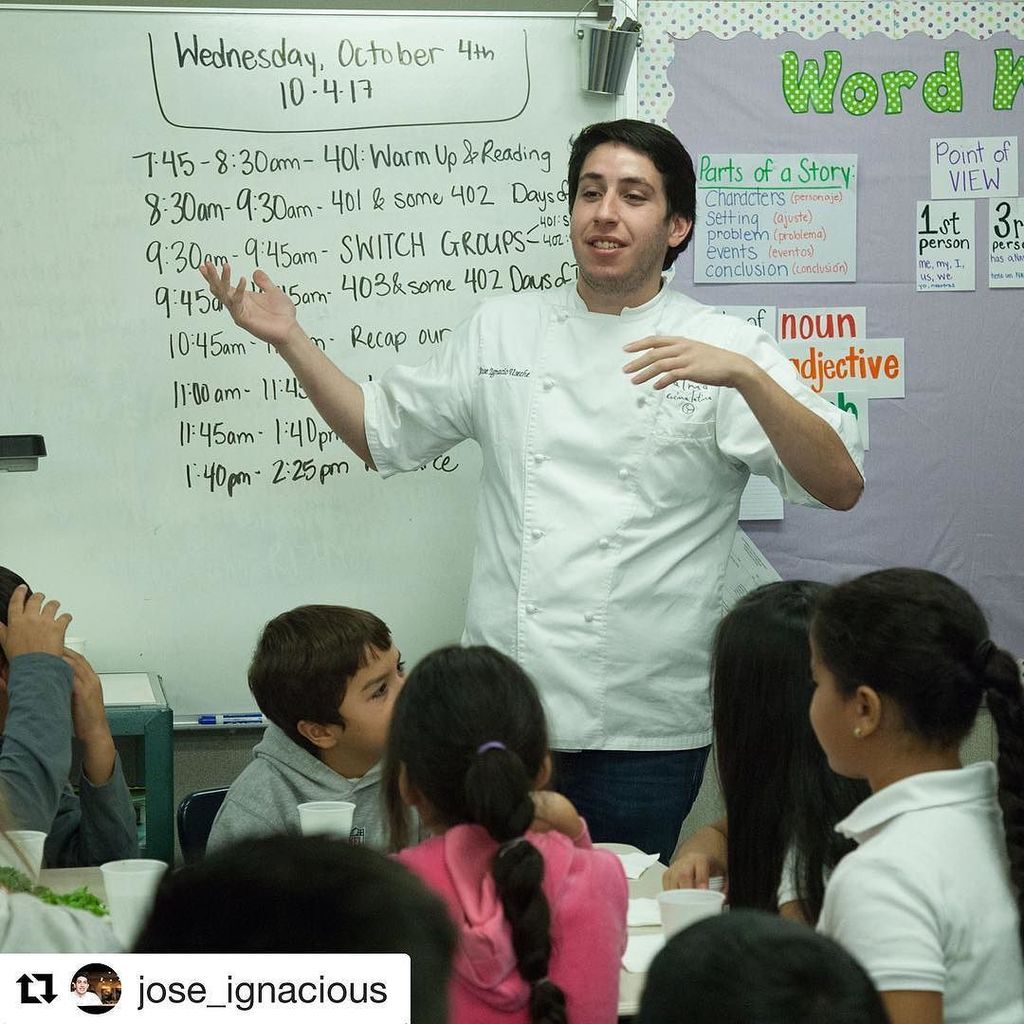 semerucogreen's tweet photo. #Repost @jose_ignacious (@get_repost)
・・・
Today was an exciting experience at one elementary school,  teaching lit… https://t.co/Zn2d5EuAtX https://t.co/uU8NFMuE5f