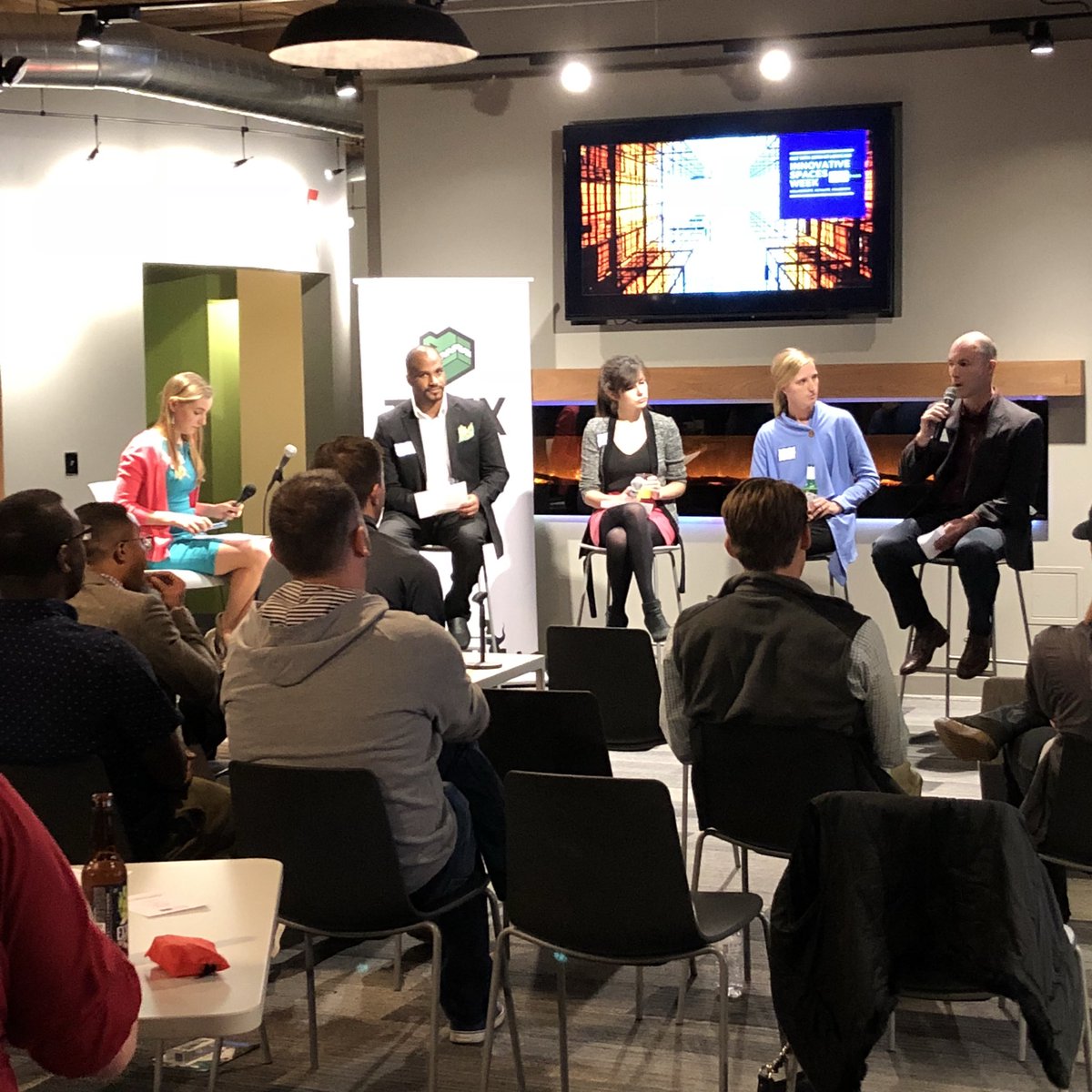 haymjohnston's tweet photo. Great panel tonight @DowntownTREX @ARCTURIS_ @Greenstreetstl #innovativespacesweek2017 https://t.co/BD6dZlxQ2B