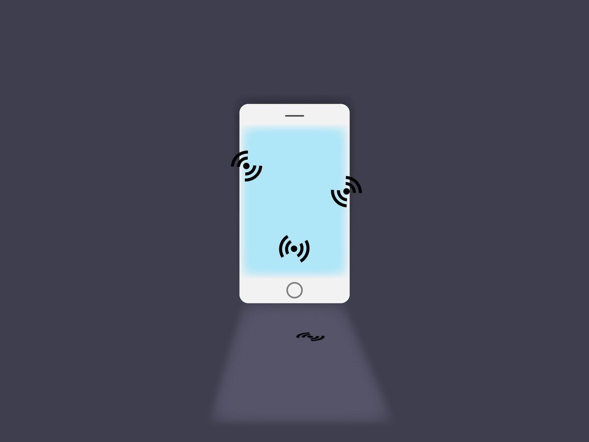 RinoTechDev's tweet photo. Update your device software now. Hackers is able to steal your data from your home WiFi and public WiFi! #RinoTech #WiFi https://t.co/CLpBfy09DT