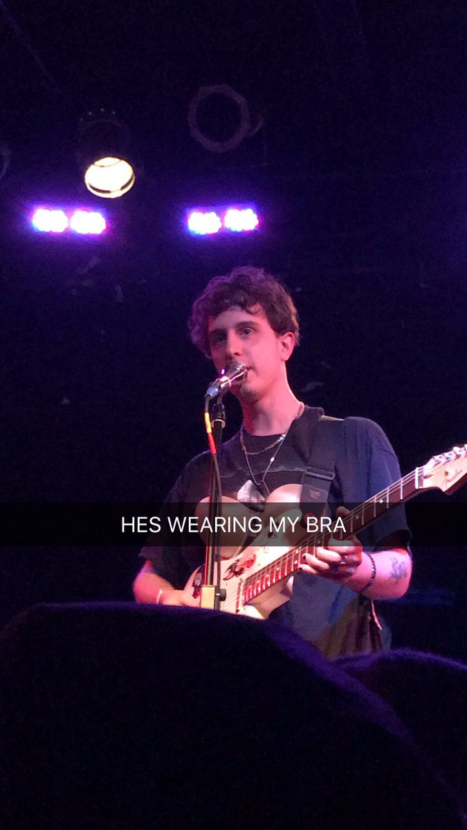 folkbloos's tweet image. a play in three acts