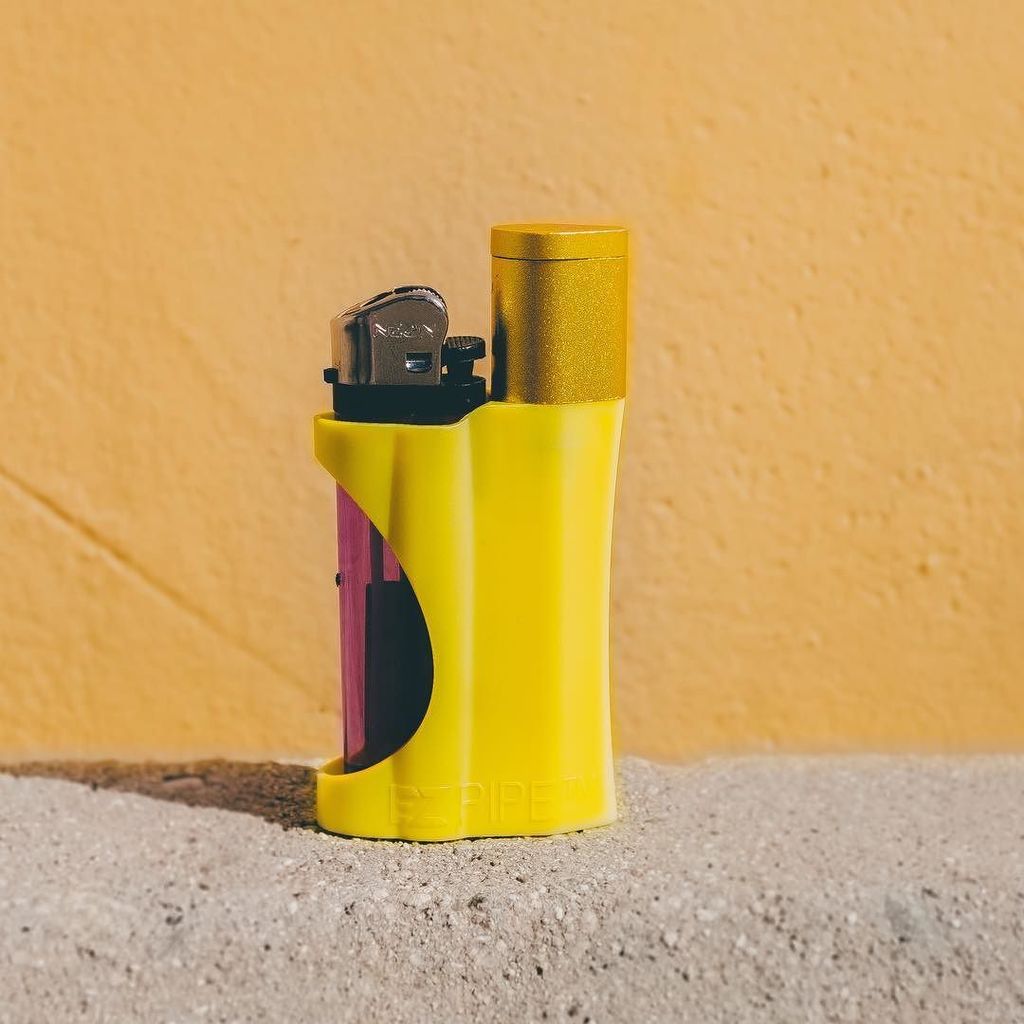 TheKindPen's tweet photo. Why fit in, when you were born to stand out?
#vape #vapelife #pipe #420 #smoke #ezpipe #kindpen #BeKind https://t.co/lTZEqa5wHl
