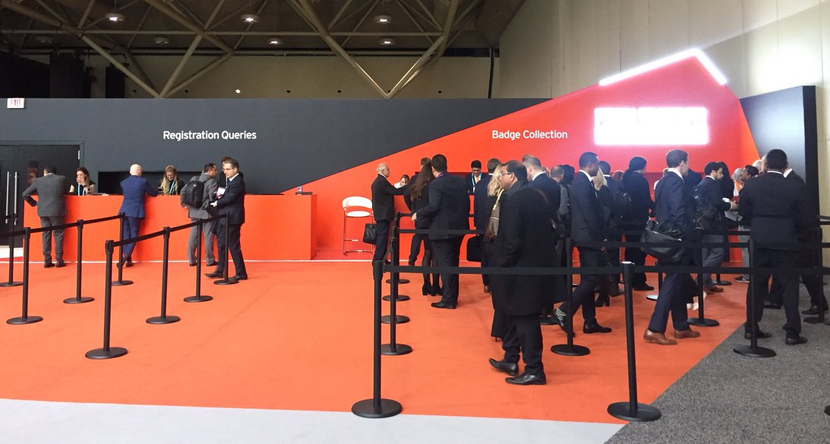 Doggo__Mom's tweet photo. This is what a 8000+ global finance / banking conference looks like. Not your average tech event! #NotKansasAnymore #Sibos2017 #CanadaSibos https://t.co/n6elzkS00a