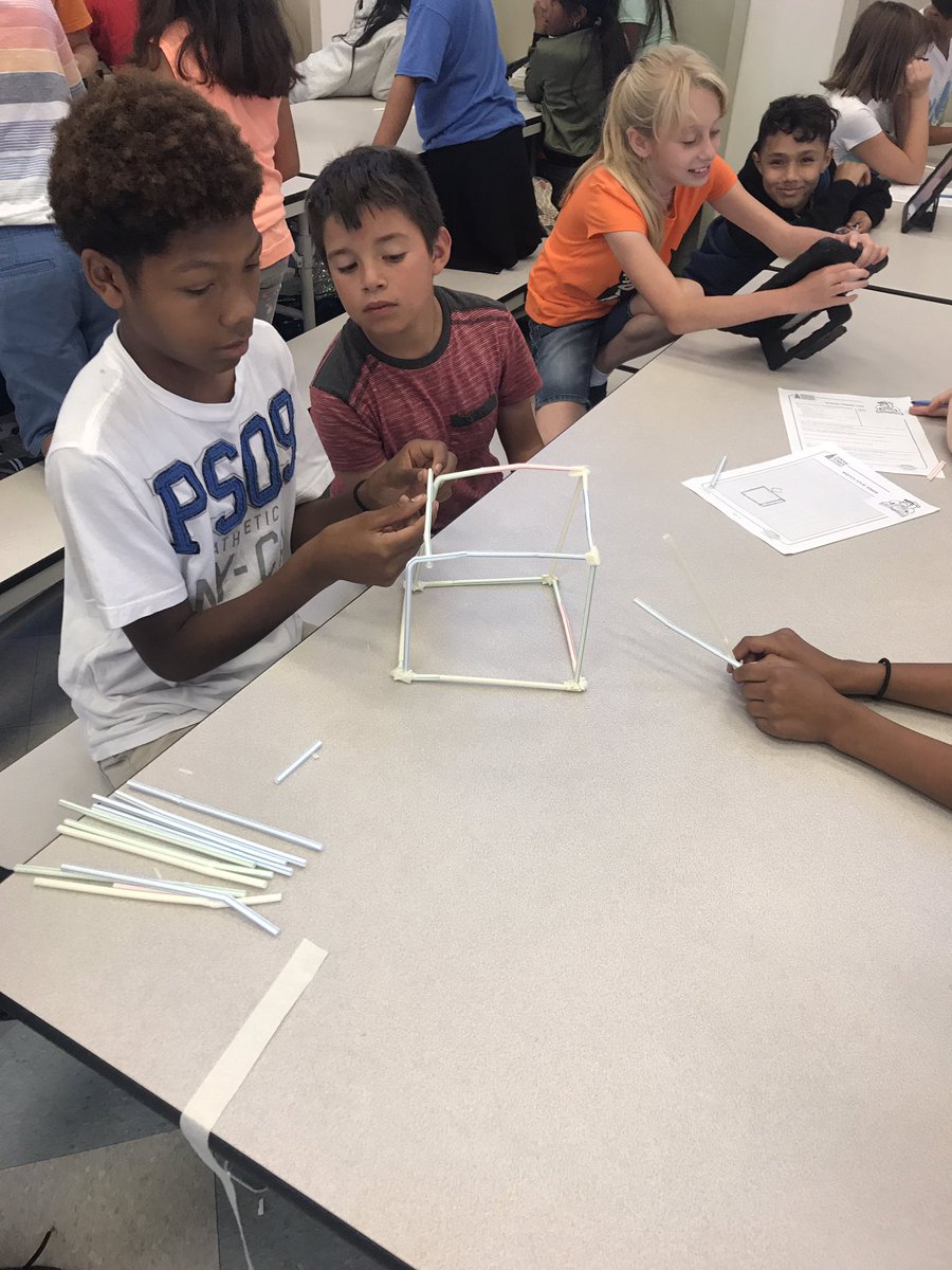 teachrundisney's tweet photo. Straw tower challenge...can you build the tallest tower that can hold a tennis ball at the top? #hesdpride #bulldogpride #gateengineers https://t.co/4UY1DKxEef