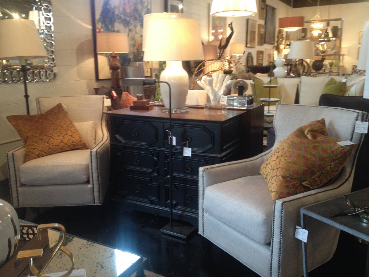 MarcelleGID's tweet photo. The detailing on these armchairs is sweet. #intheshops https://t.co/ZYw1NXrYnp