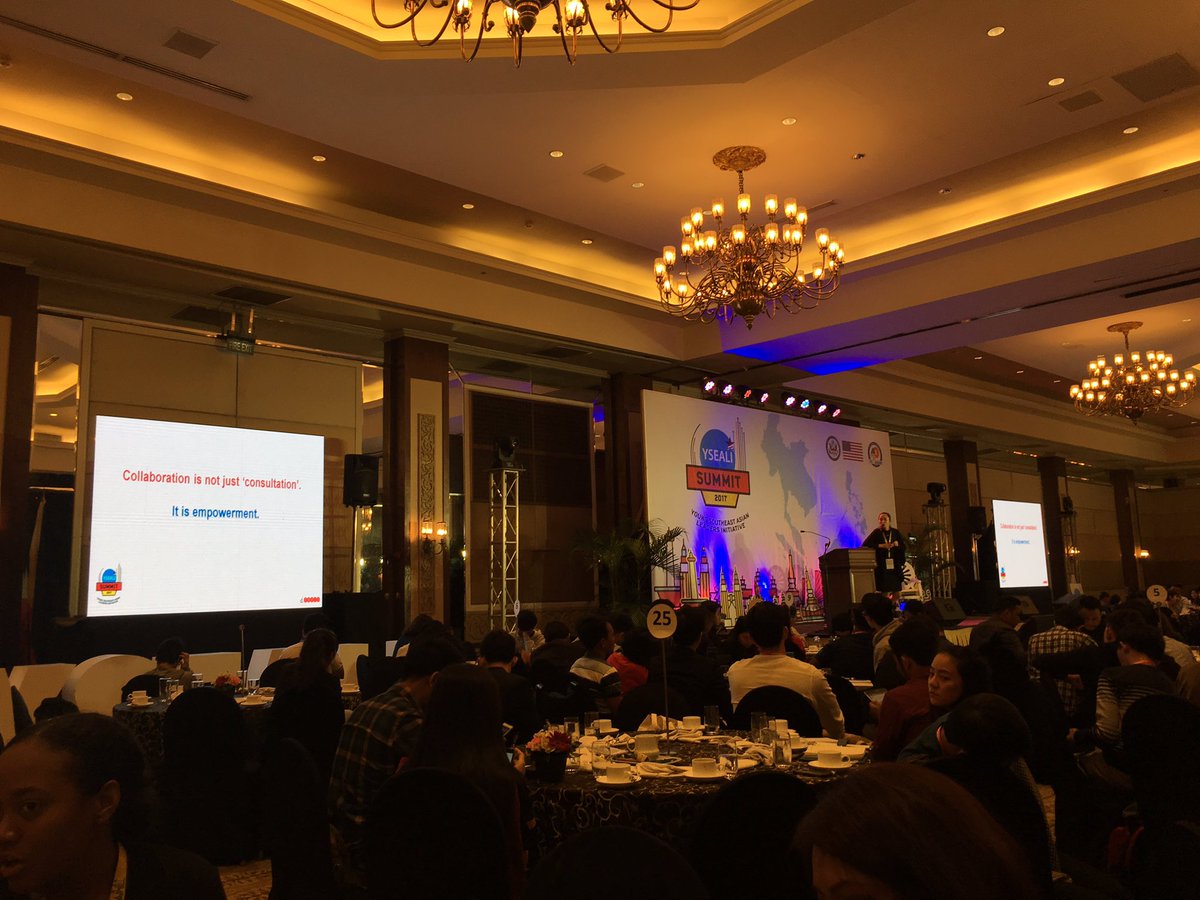 AlumniAS's tweet photo. Collaboration is not just consultation. It's empowerment. Plenary: Collaboration by Marcia Czarina Corazon. https://t.co/CjgyHtfHoZ