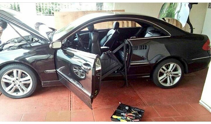 autoventanas's tweet photo. No pases pena con la ventana de tu auto 😂 Nosotros te resolvemos @autoventanas  6286-8987 y lo mejor 👉 a domicilio!  #pty #panama https://t.co/l9VXXniaE6