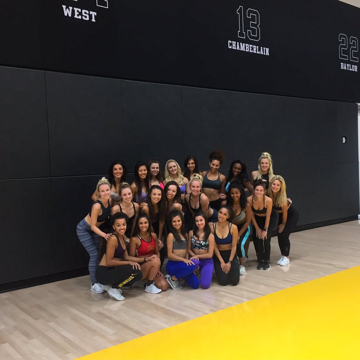 LakerGirls tweet picture