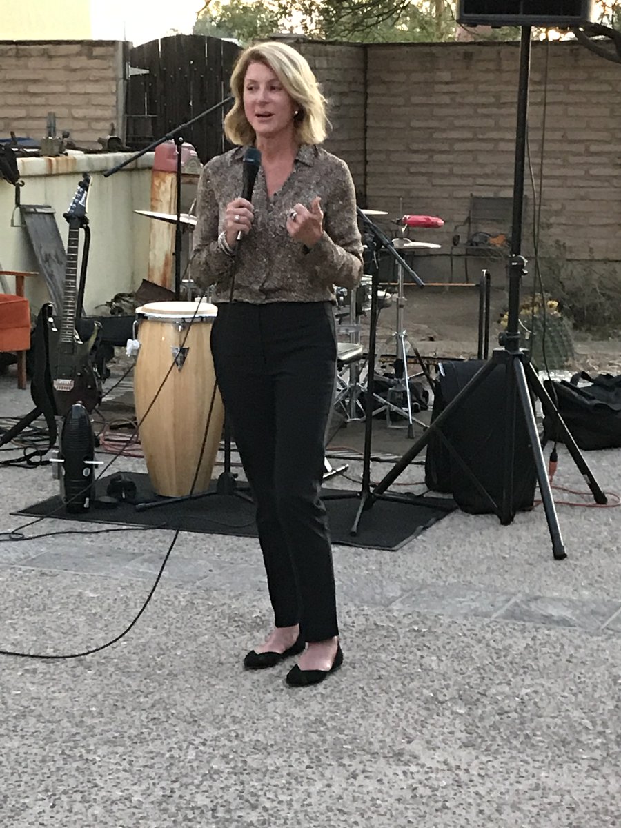 P2Hannley's tweet photo. Wendy Davis says bad women’s health policy from #Texas @GOP has made teen pregnancy, Medicaid births & maternal death skyrocket. #AZList https://t.co/gwHwvsMGnT