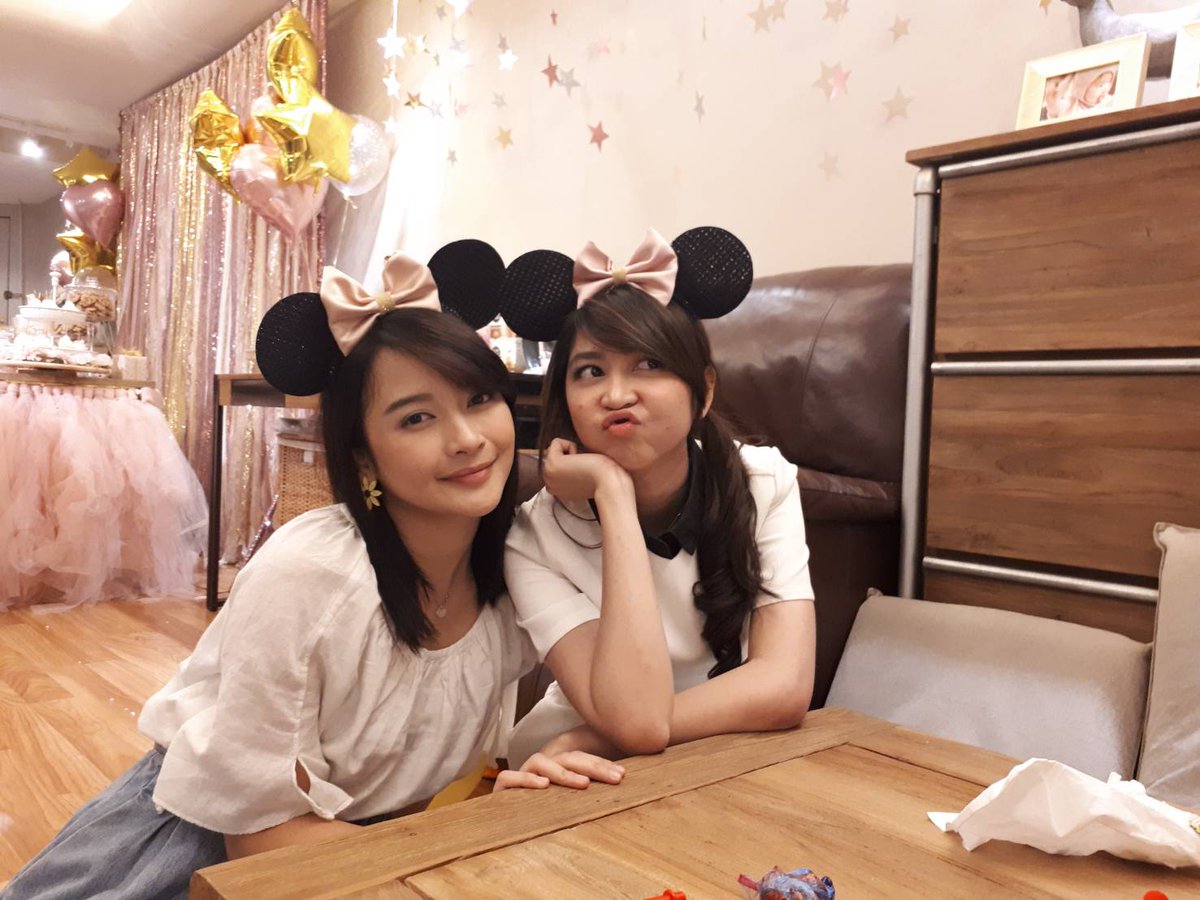 kinalkinal's tweet photo. Foto kemarin masih Ada. Hahahaha good morniing https://t.co/bsVoqrP9mW