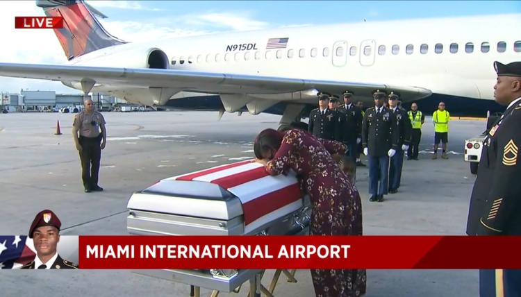 Sansa_Resists's tweet photo. Sgt. La David Johnson's family deserved a sincere call, but you can't help yourself can you? What about the others? #DamnLiar #DotardTrump https://t.co/O84ECYWxmE