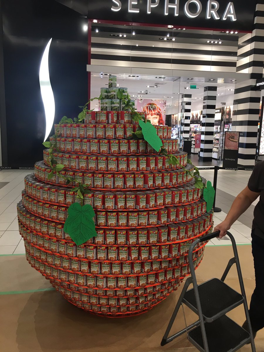 MarkGChilds's tweet photo. Looks like a #pumpkin to me! Good job team! #NanCan2017 #Canstruction @nanaimofoodbank @RJC_Engineers @WoodgroveCentre https://t.co/S4g2DOHgnK