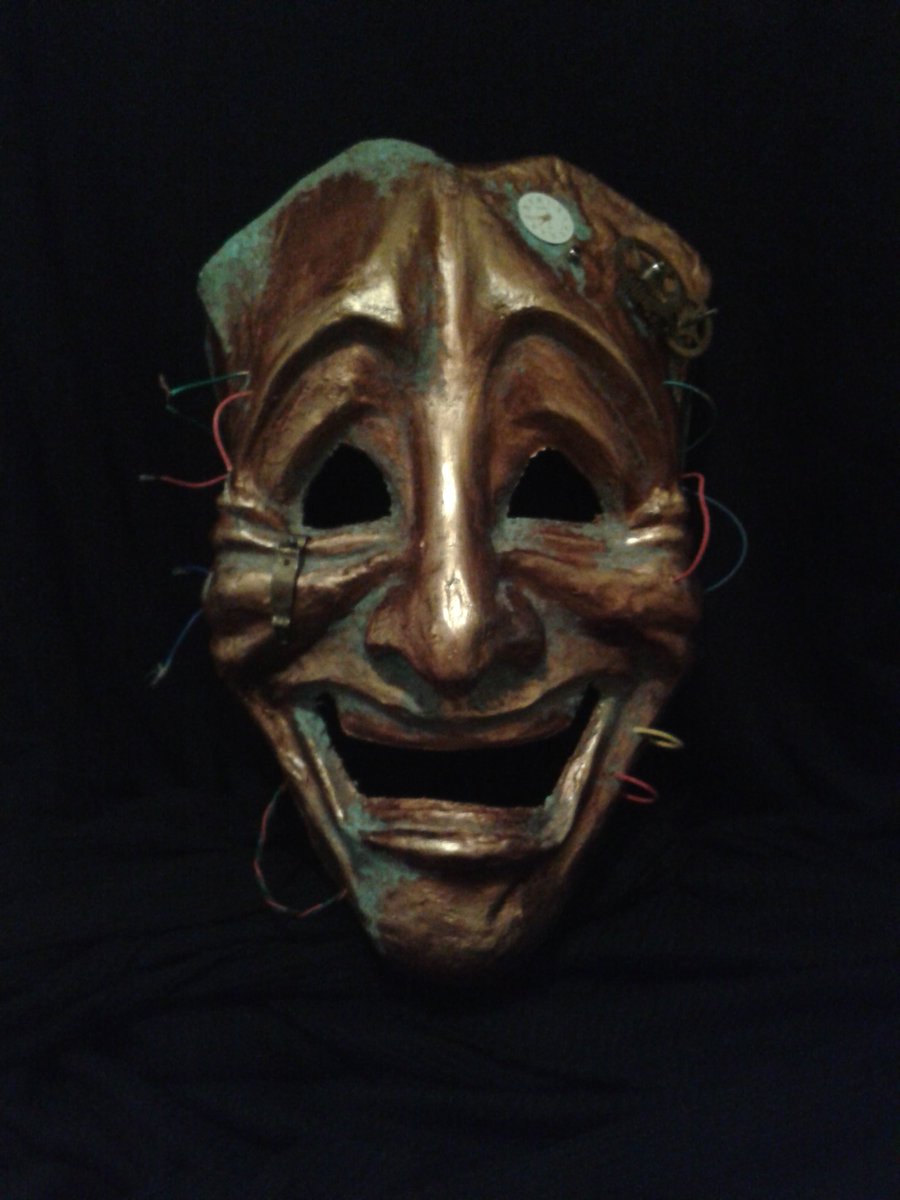 BarbyGFaba's tweet photo. #barbygfaba #art #steampunk #mask #copper #paperboard #oxide #cables #clock #cheerful #hysterical #forcedlaugh https://t.co/sZFu8ZLhYt
