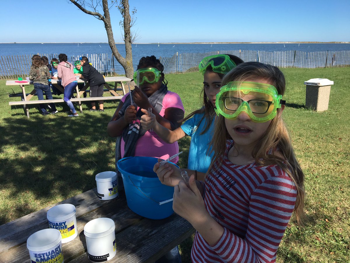vafozzils's tweet photo. Amazing day at the Bay with GTMS 6th grade! #iwcsSTEM @IWCSchools https://t.co/obwYAJmFQX