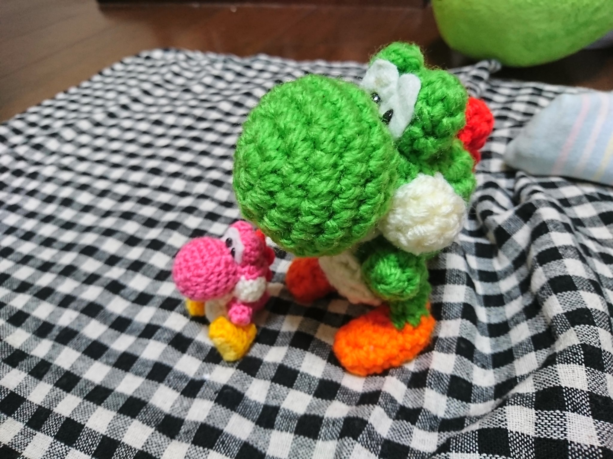 虹色アロエ ﾖｯｼｰ ﾊﾏﾅｶｷｯﾄ 編んでみた ちょっと編み図無視して編んだとこもあるけど 色替えて増産しよう ハンドメイド 編みぐるみ でっでぃう T Co Vgypiwmwed Twitter