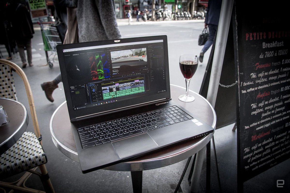 LightShiftVideo's tweet photo. A slim laptop with pro video-editing power https://t.co/3ruhk5wJfi #videogeeks #geektoys #videoproduction #videoediting #slimlaptop https://t.co/fYXD9oSAHO