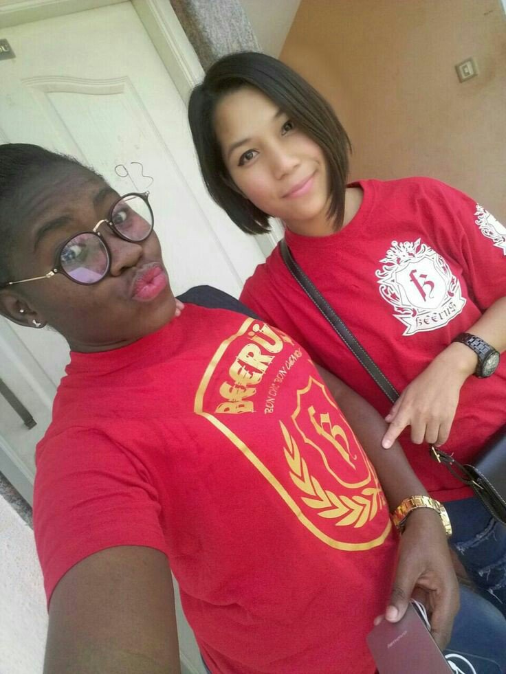 Beerus_BCBG's tweet photo. #Beerus...#FB...#BCBG...#StreetWear...#StreetClothes...#BeFashion...#BeSwagg...#BeRelax...#UrbanMood...#DressedByBeerus😍👓👕🇨🇲🇮🇳💯
♚B.C.B.G♚ https://t.co/fRIa5hBlKb