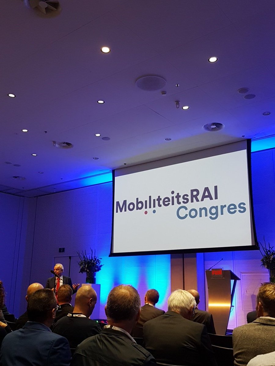Start van de #MobiliteitsRai #Loadlok &amp; #Roland (<a href="/CargoControlCo/">CargoControlCompany</a>) aanwezig