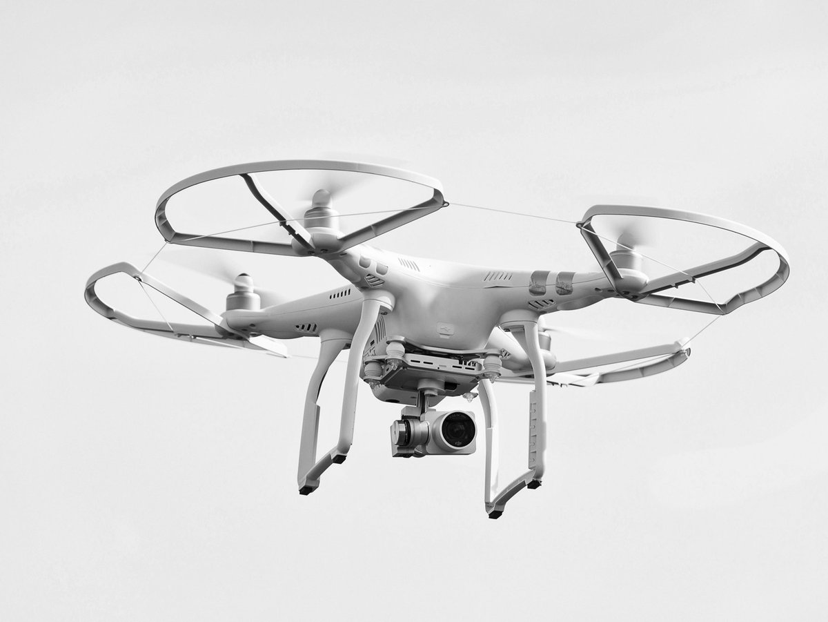 spencert73's tweet photo. LAPD to begin year-long drone trial for reconnaissance in "tactical missions" by SWAT. #drones https://t.co/NszSyo9hqH via @mashable https://t.co/oEhWpP75uJ