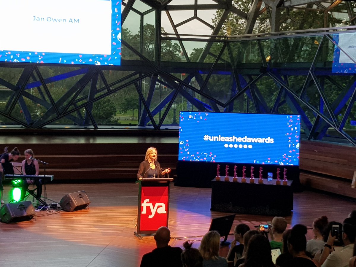 bengill91's tweet image. @JanOwenAM kicking off #unleashedawards 2017 with next gen #changemakers @fya_org