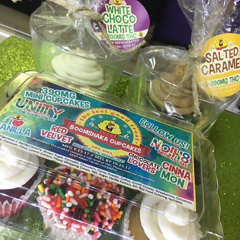 MVMembersOnly's tweet photo. Why wait until Halloween to have sweets? Come in and try one of our Boomshaka Cupcakes or perhaps even a 6 pack of minis! 😍👅🔥 #edibles #mmvo https://t.co/ipkM6kP5FV